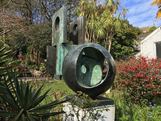 Barbara Hepworth Museum and Sculpture Garden